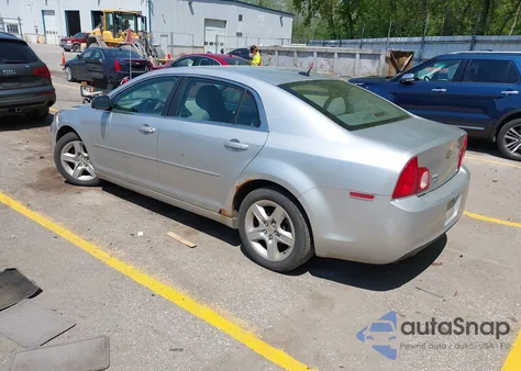 2011 Chevrolet Malibu Ls z USA, uszkodzony, nr VIN 1G1ZB5E19BF167241
